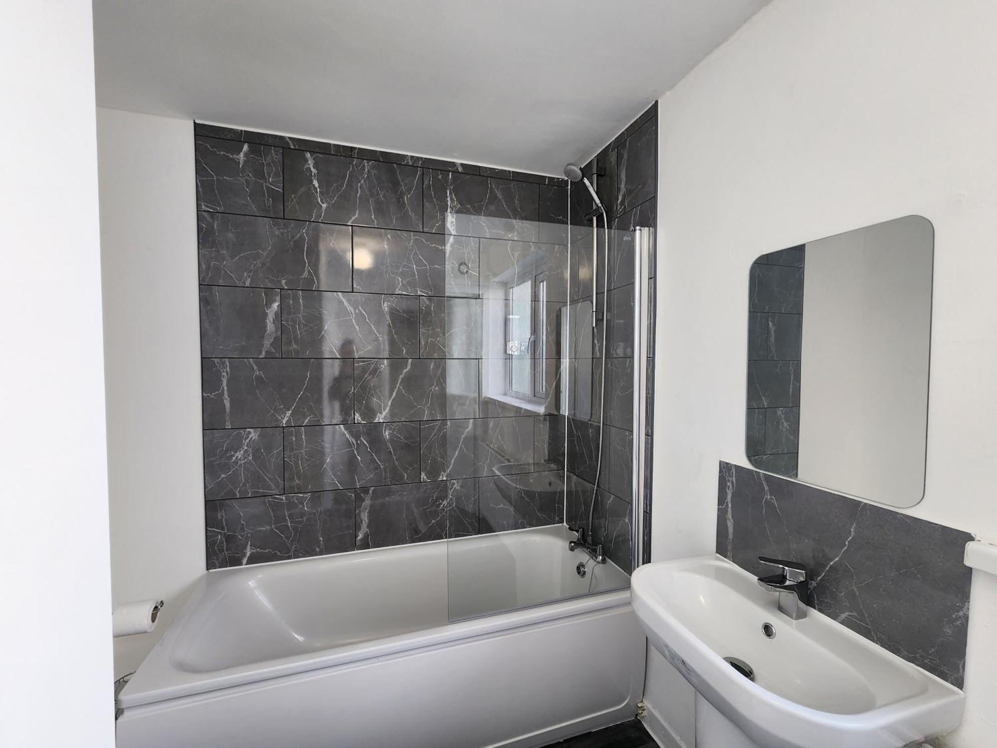 Holiday home - 2 Bathrooms, Smart Tv's *