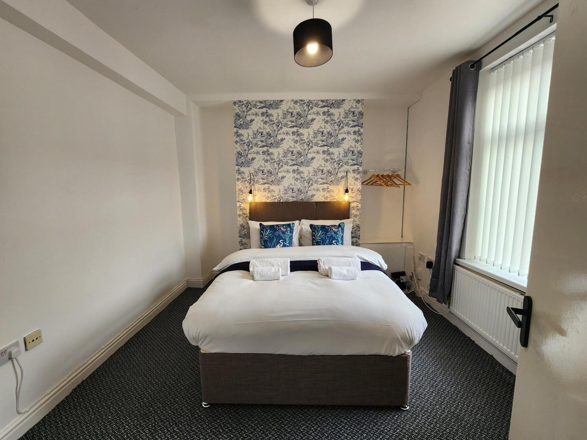 Holiday home - 2 Bathrooms, Smart Tv's *