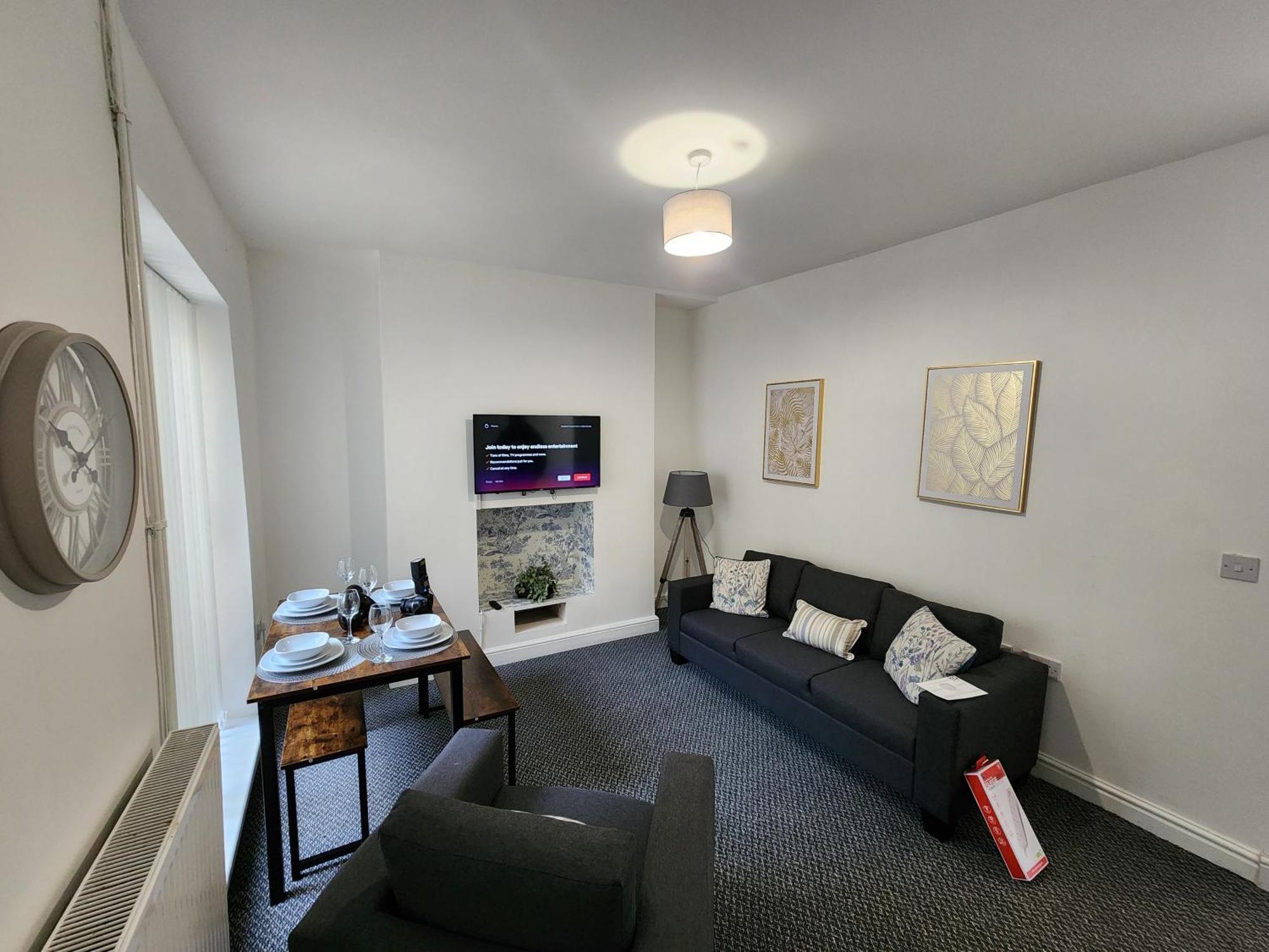 - 2 Bathrooms, Smart Tv's *